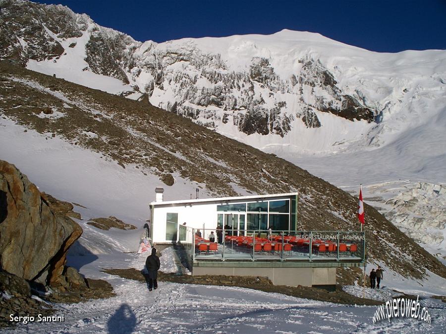 13 Rifugio dove pernottiamo Hohsaas Hutte.JPG